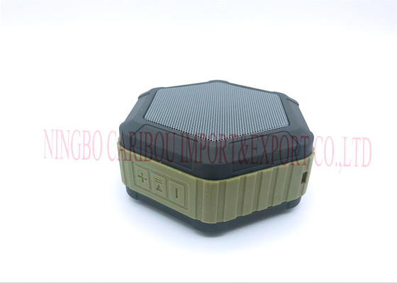 Πράσινοι υπαίθριοι ασύρματοι ομιλητές 100HZ Bluetooth-- 20KHZ συχνότητα 90X81X41CM μέγεθος